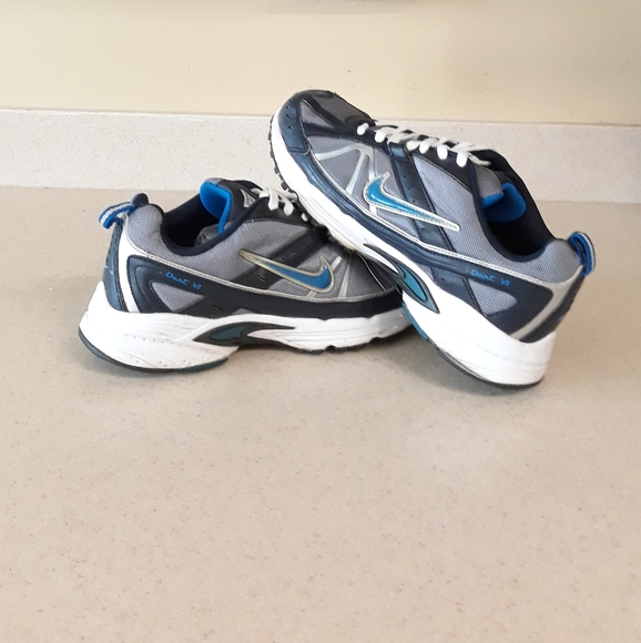 nike dart vi
